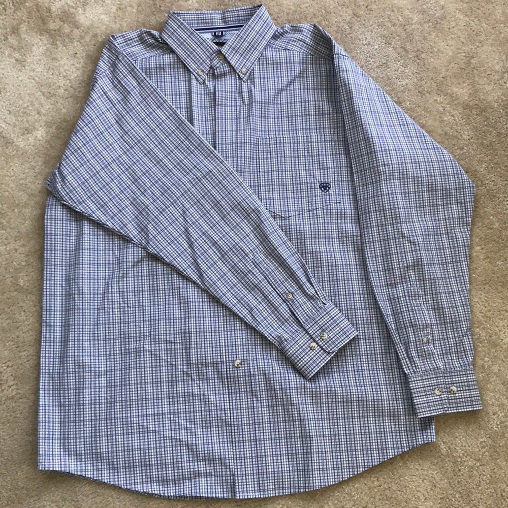 Men’s LG Ariat dress shirt